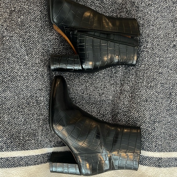 Sezane Black Croc-Embossed Ankle Boots - Picture 8 of 8